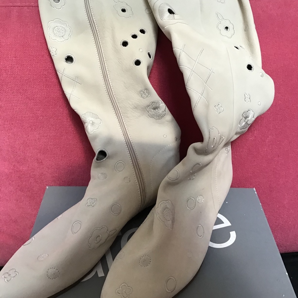 Arche white buck suede embroidered and cut out boots NWT